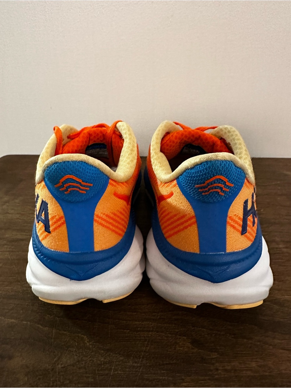 Hoka One One Mens Clifton 9 1127895 VOIM Orange Running Shoes Sneakers Size 8 D - Picture 5 of 8